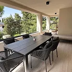 M - Luxury With Private Pools Apartman
