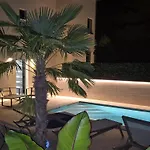 Apartman M - Luxury With Private Pools *