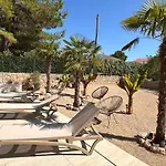 M - Luxury With Private Pools * Punat