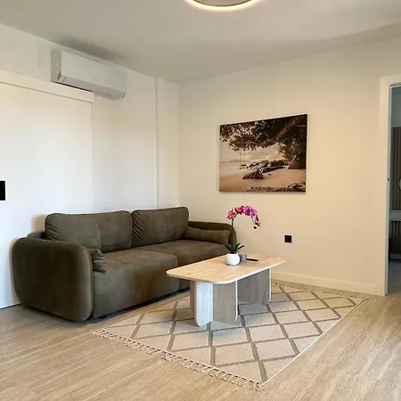 Apartament M - Luxury With Private Pools Punat