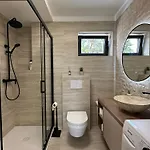 M - Luxury With Private Pools * Punat