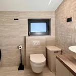 M - Luxury With Private Pools Punat