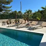 M - Luxury With Private Pools Apartamento Punat