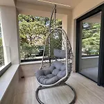 M - Luxury With Private Pools