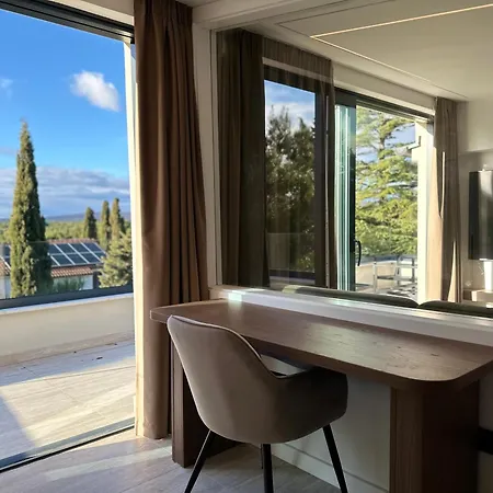 M - Luxury With Private Pools Daire