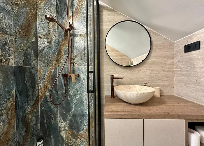 M - Luxury With Private Pools * Punat