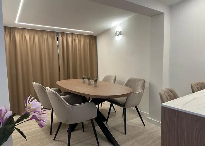 Apartament M - Luxury With Private Pools *