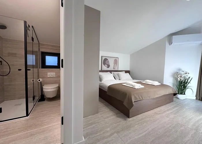 Apartament M - Luxury With Private Pools